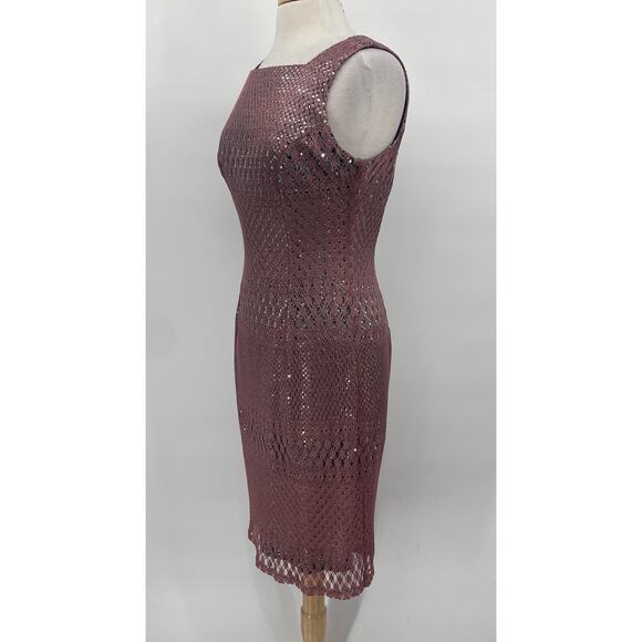 Vintage 90s Crochet Overlay Sequined Sheath Dress Squareneck Mauve Silver NEW 8 - Picture 5 of 12